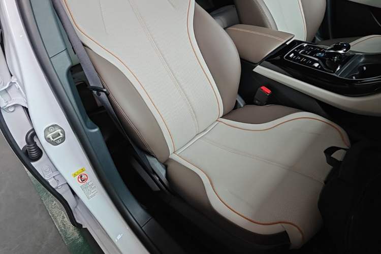 Used BYD Qin PLUS 2023 Champion Edition DM-i 120KM Leading Model Right Front Seat