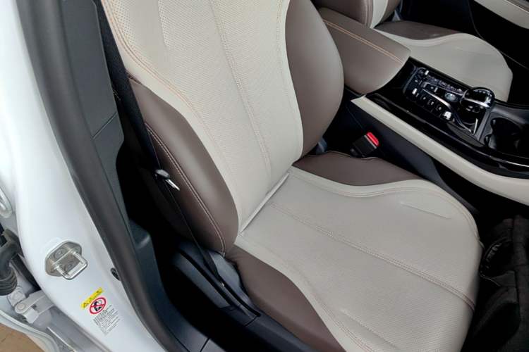 Used BYD Qin PLUS 2023 Champion Edition DM-i 55KM Leading Model Right Front Seat
