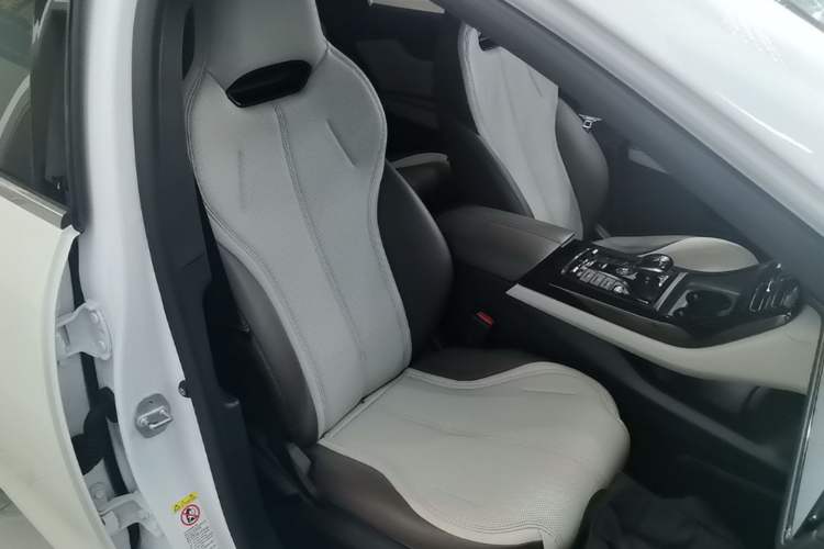 Used BYD Qin PLUS 2023 Champion Edition DM-i 55KM Leading Model Right Front Seat