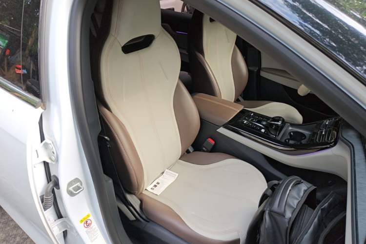 Used BYD Qin PLUS 2023 Champion Edition DM-i 55KM Leading Model Right Front Seat