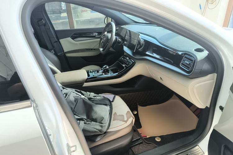 Used BYD Qin PLUS 2023 Champion Edition DM-i 120KM Leading Model Right Front Seat