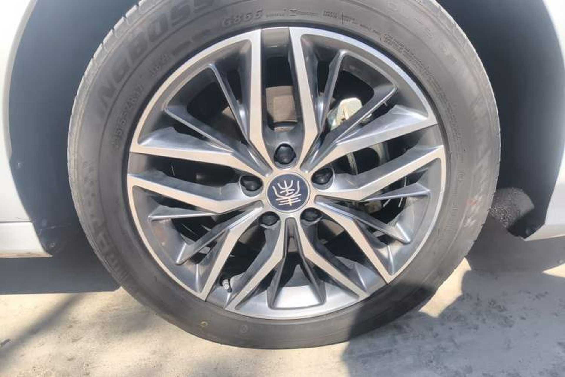 Used BYD Qin PLUS 2023 Champion Edition DM-i 120KM Leading Model Right Front Wheel Hub
