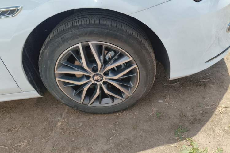 Used BYD Qin PLUS 2023 Champion Edition DM-i 120KM Leading Model Right Front Wheel Hub