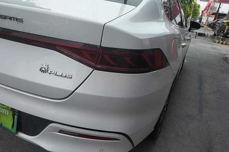 Used BYD Qin PLUS 2023 Champion Edition DM-i 120KM Beyond Model Right Rear Taillight