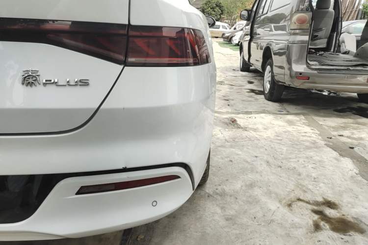 Used BYD Qin PLUS 2023 Champion Edition EV 420KM Leading Model Right Rear Taillight