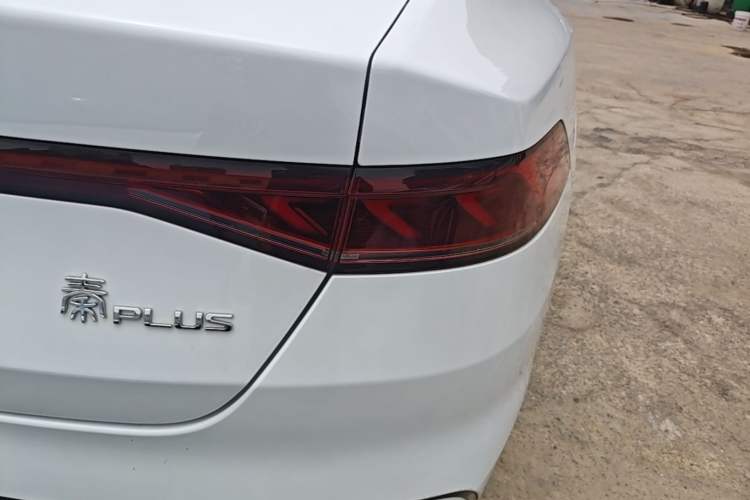Used BYD Qin PLUS 2023 Champion Edition DM-i 55KM Leading Model Right Rear Taillight