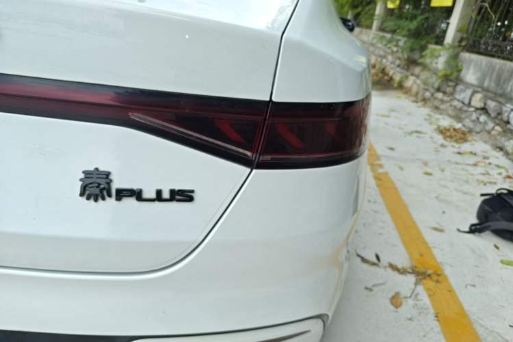 Used BYD Qin PLUS 2023 Champion Edition DM-i 55KM Leading Model Right Rear Taillight