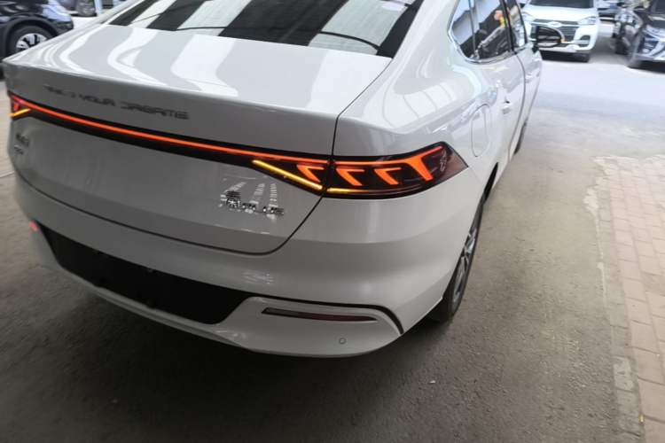 Used BYD Qin PLUS 2023 Champion Edition DM-i 120KM Leading Model Right Rear Taillight