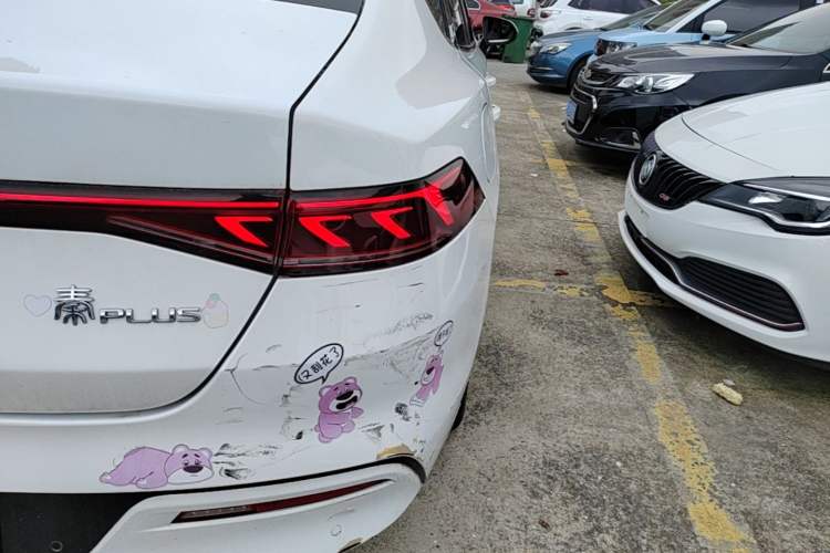 Used BYD Qin PLUS 2023 Champion Edition EV 420KM Superior Model Right Rear Taillight