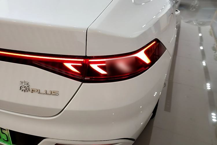 Used BYD Qin PLUS 2023 Champion Edition DM-i 55KM Leading Model Right Rear Taillight