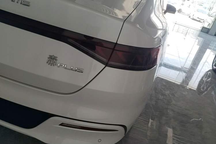 Used BYD Qin PLUS 2023 Champion Edition EV 510KM Leading Model Right Rear Taillight