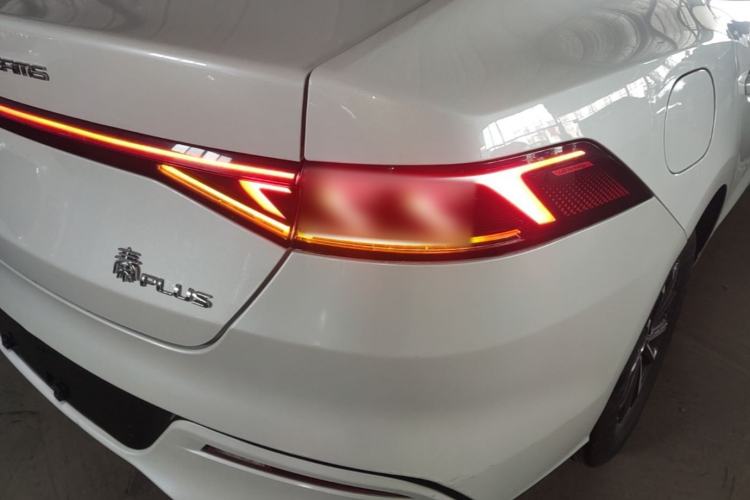 Used BYD Qin PLUS 2023 Champion Edition DM-i 55KM Leading Model Right Rear Taillight
