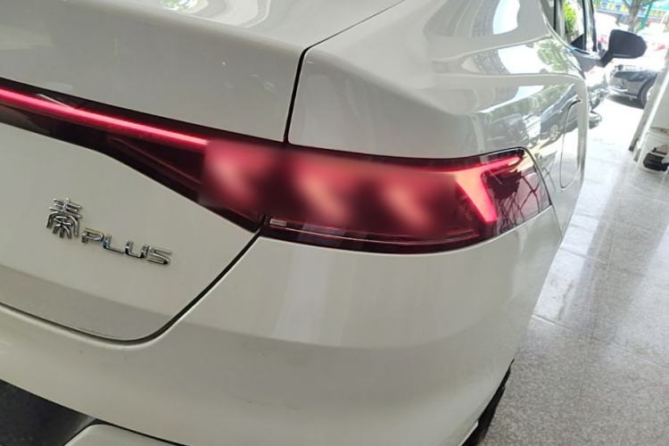 Used BYD Qin PLUS 2023 Champion Edition EV 610KM Excellence Model Right Rear Taillight