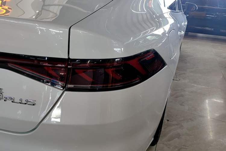 Used BYD Qin PLUS 2023 Champion Edition DM-i 55KM Leading Model Right Rear Taillight