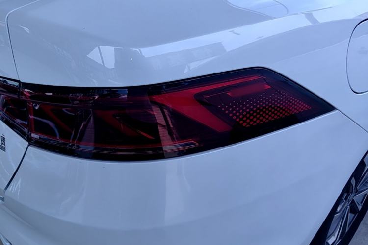 Used BYD Qin PLUS 2023 Champion Edition DM-i 55KM Leading Model Right Rear Taillight