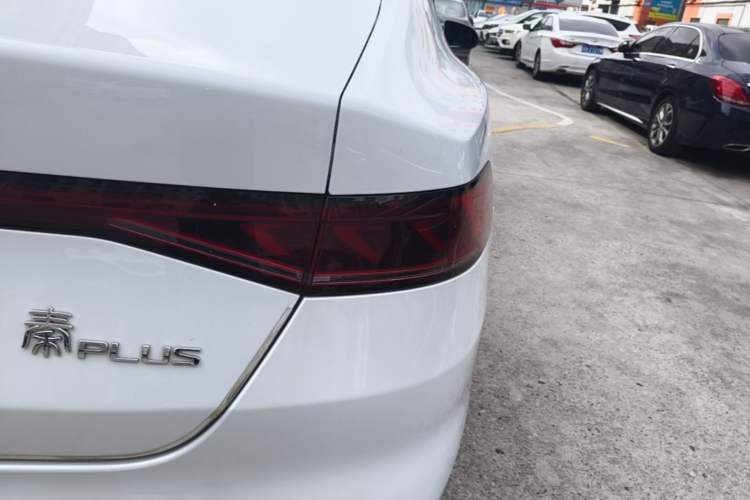 Used BYD Qin PLUS 2023 Champion Edition DM-i 120KM Beyond Model Right Rear Taillight