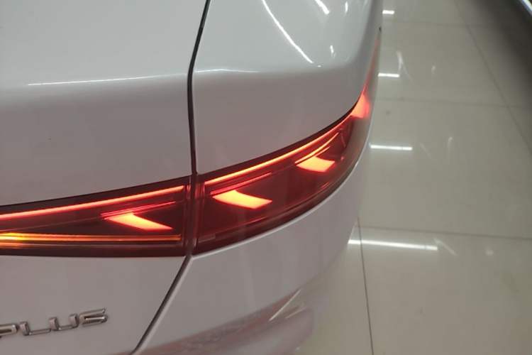 Used BYD Qin PLUS 2023 Champion Edition DM-i 55KM Leading Model Right Rear Taillight