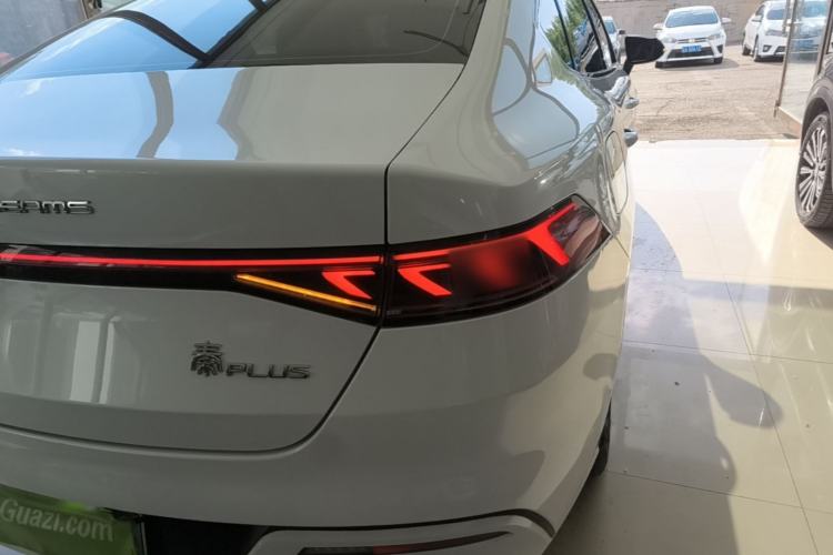 Used BYD Qin PLUS 2023 Champion Edition DM-i 120KM Leading Model Right Rear Taillight