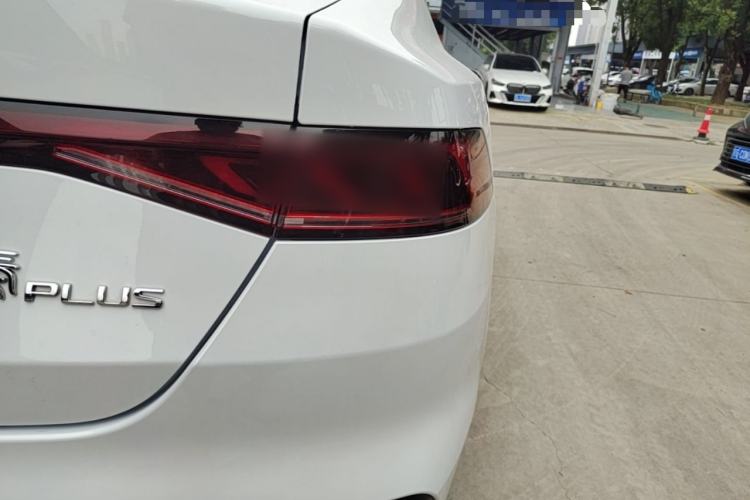 Used BYD Qin PLUS 2023 Champion Edition DM-i 120KM Beyond Model Right Rear Taillight