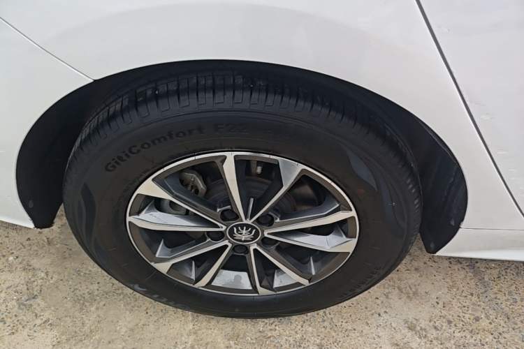 Used BYD Qin PLUS 2023 Champion Edition DM-i 55KM Leading Model Right Rear Wheel Hub