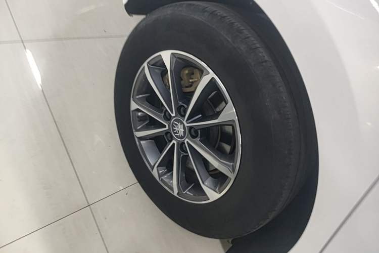 Used BYD Qin PLUS 2023 Champion Edition DM-i 55KM Leading Model Right Rear Wheel Hub