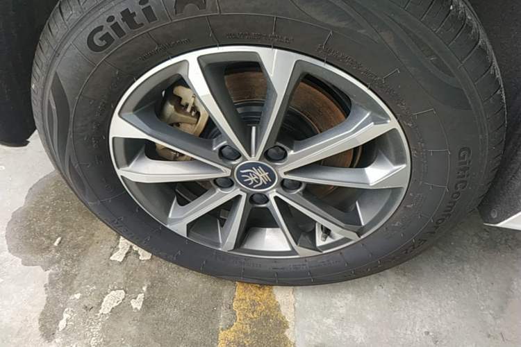Used BYD Qin PLUS 2023 Champion Edition DM-i 55KM Leading Model Right Rear Wheel Hub