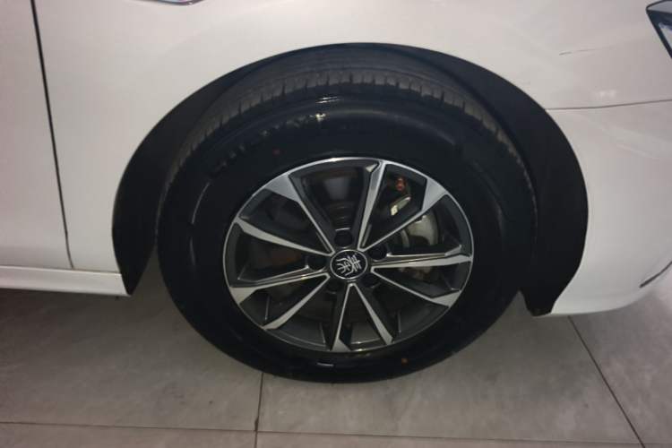 Used BYD Qin PLUS 2023 Champion Edition DM-i 55KM Leading Model Right Rear Wheel Hub
