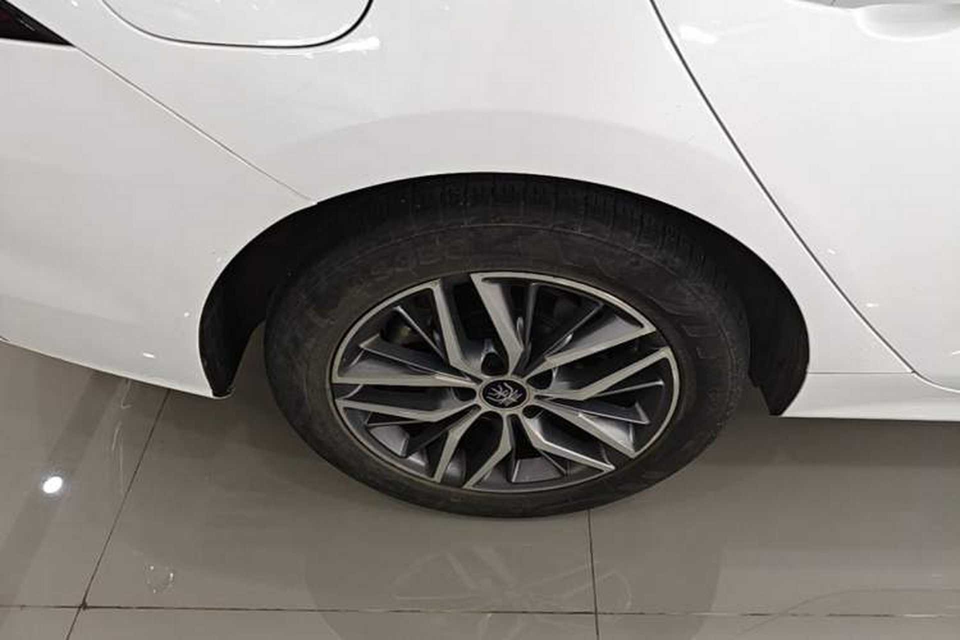 Used BYD Qin PLUS 2023 EV 510KM Travel Edition Right Rear Wheel Hub