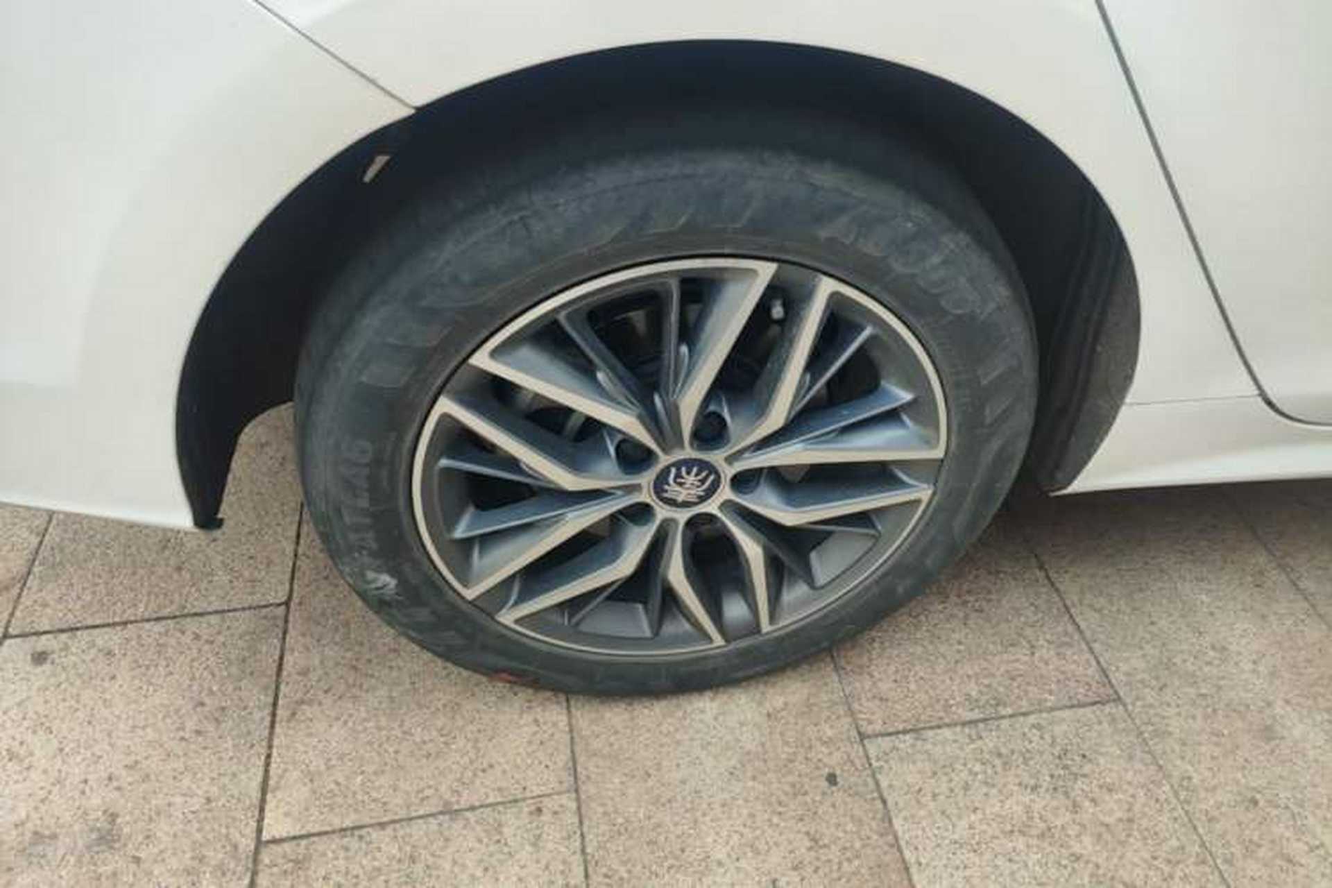 Used BYD Qin PLUS 2023 Champion Edition EV 510KM Leading Model Right Rear Wheel Hub