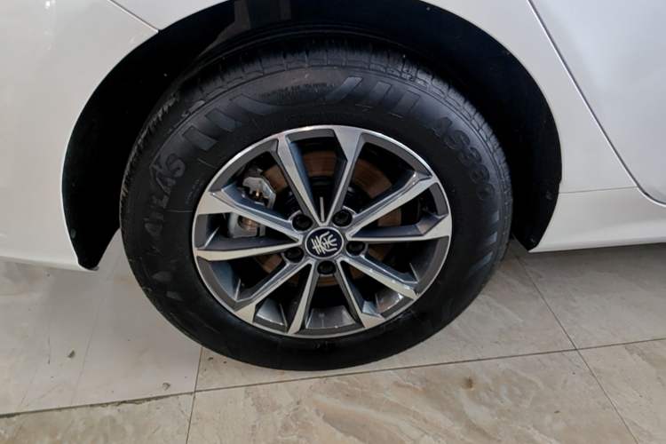 Used BYD Qin PLUS 2023 Champion Edition DM-i 55KM Leading Model Right Rear Wheel Hub