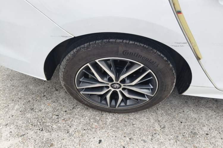 Used BYD Qin PLUS 2023 Champion Edition DM-i 120KM Beyond Model Right Rear Wheel Hub