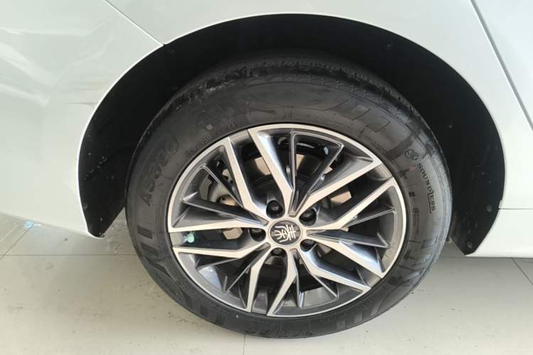 Used BYD Qin PLUS 2023 Champion Edition DM-i 120KM Leading Model Right Rear Wheel Hub