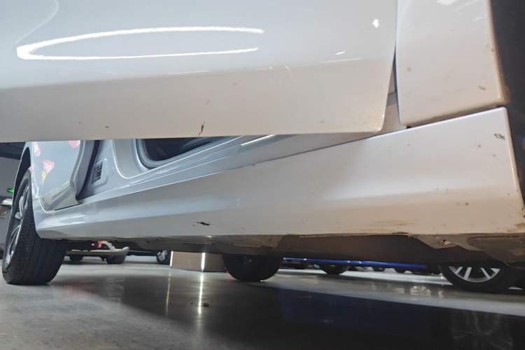 Used BYD Qin PLUS 2023 Champion Edition DM-i 55KM Leading Model Right Side Sill