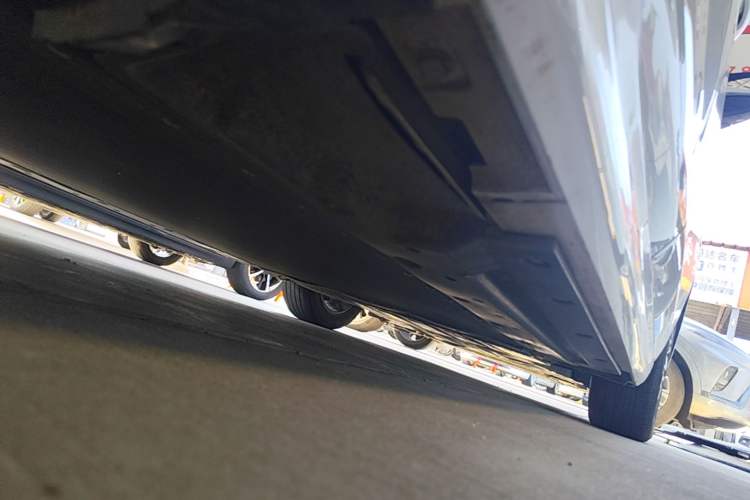 Used BYD Qin PLUS 2023 Champion Edition EV 420KM Superior Model Right Side Sill
