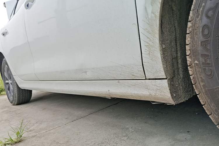 Used BYD Qin PLUS 2023 EV 510KM Travel Edition Right Side Sill