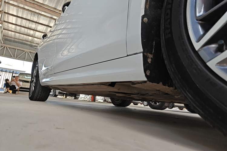 Used BYD Qin PLUS 2023 Champion Edition EV 420KM Superior Model Right Side Sill