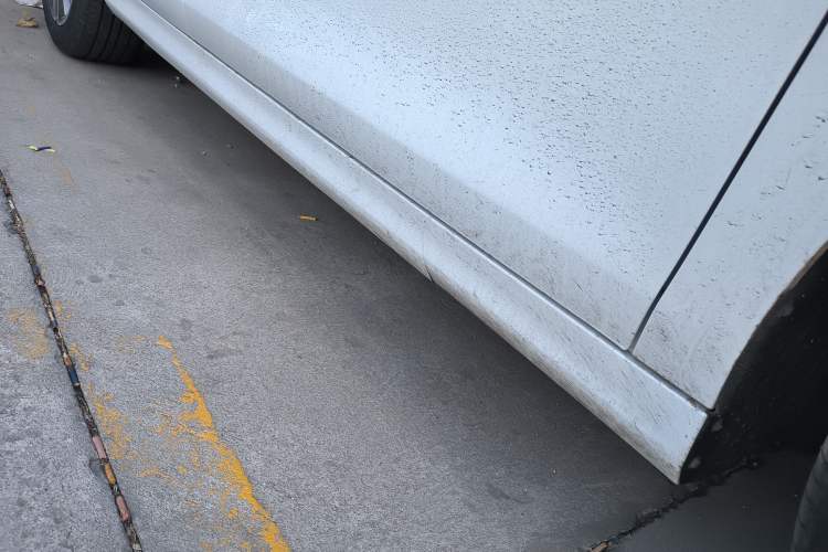 Used BYD Qin PLUS 2023 Champion Edition DM-i 55KM Superior Model Right Side Sill