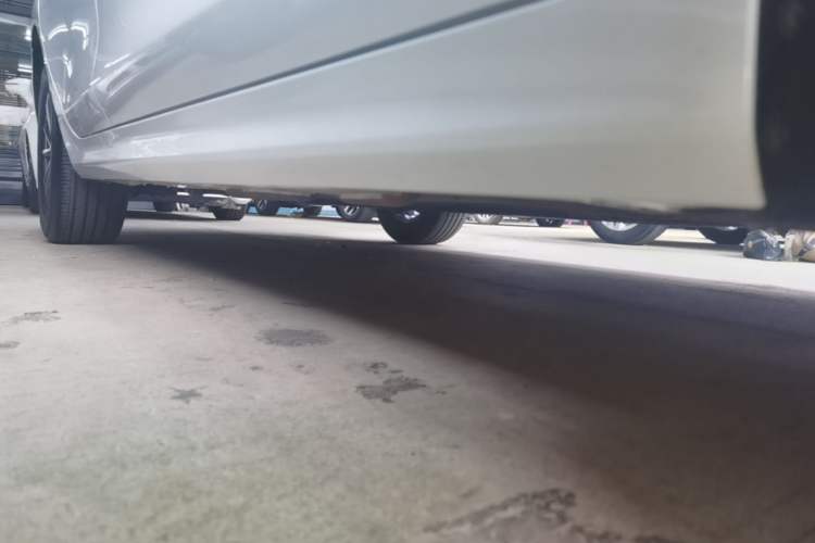 Used BYD Qin PLUS 2023 Champion Edition DM-i 55KM Leading Model Right Side Sill