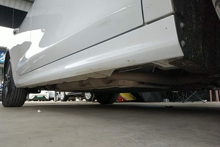 Used BYD Qin PLUS 2023 Champion Edition DM-i 120KM Beyond Model Right Side Sill