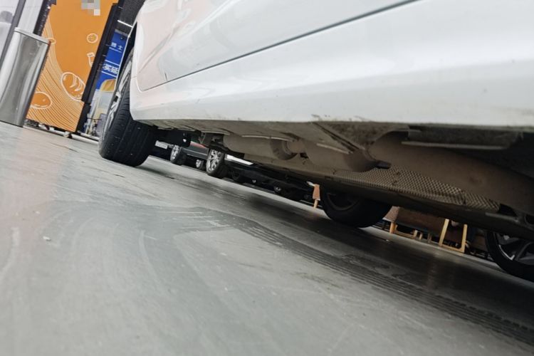 Used BYD Qin PLUS 2023 Champion Edition DM-i 55KM Superior Model Right Side Sill