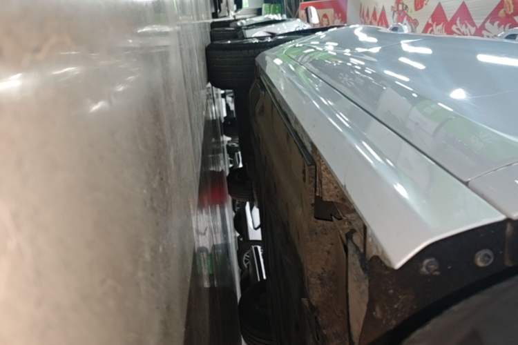 Used BYD Qin PLUS 2023 Champion Edition EV 420KM Superior Model Right Side Sill