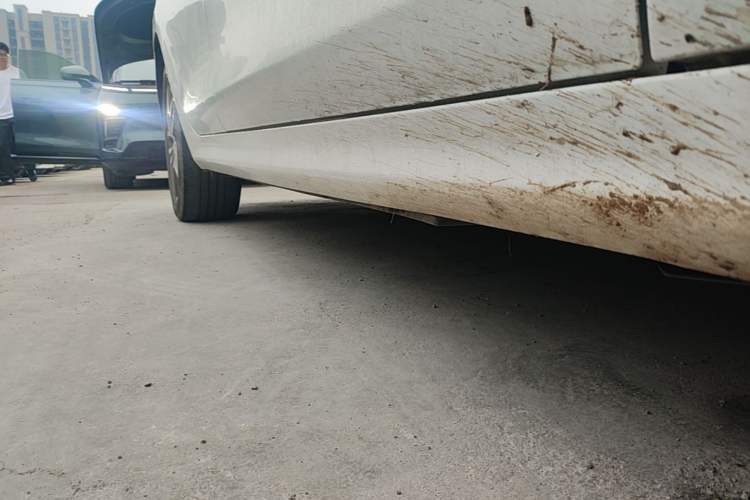Used BYD Qin PLUS 2023 Champion Edition EV 510KM Leading Model Right Side Sill