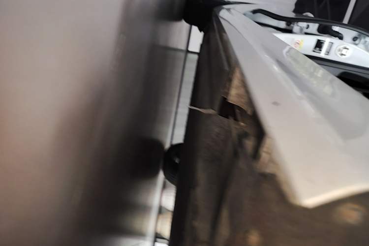Used BYD Qin PLUS 2023 Champion Edition EV 510KM Leading Model Right Side Sill