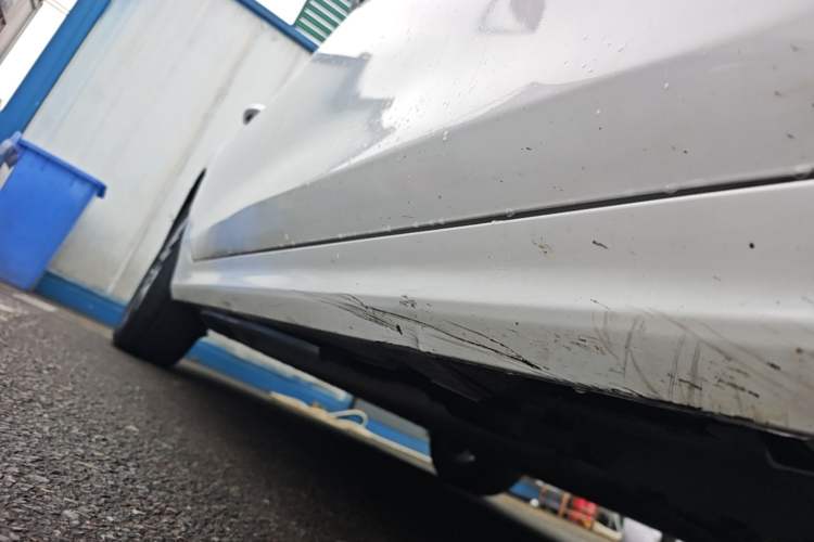 Used BYD Qin PLUS 2023 Champion Edition EV 420KM Superior Model Right Side Sill