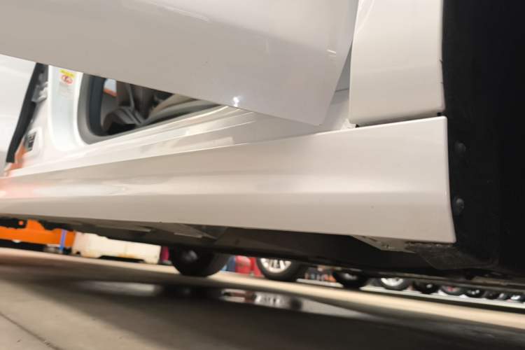 Used BYD Qin PLUS 2023 Champion Edition DM-i 55KM Superior Model Right Side Sill