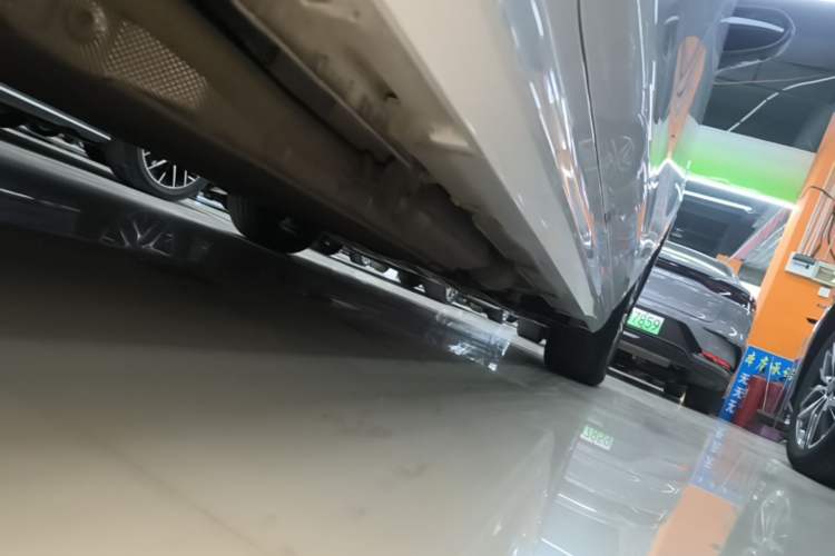 Used BYD Qin PLUS 2023 Champion Edition DM-i 120KM Beyond Model Right Side Sill