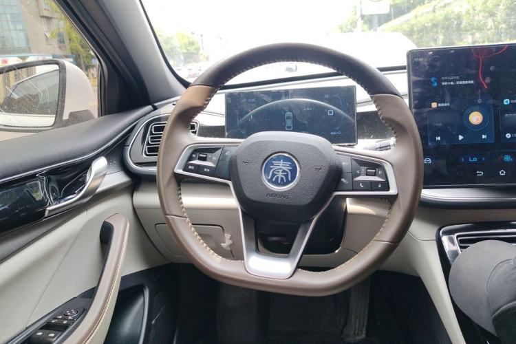 Used BYD Qin PLUS 2023 Champion Edition DM-i 120KM Leading Model Steering Wheel