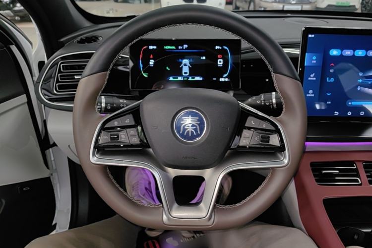 Used BYD Qin PLUS 2023 Champion Edition DM-i 120KM Excellence Model Steering Wheel