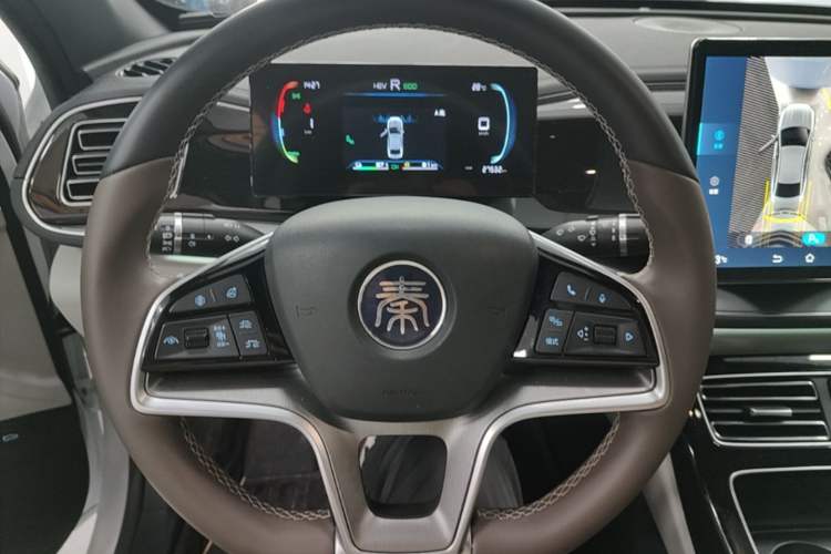 Used BYD Qin PLUS 2023 Champion Edition DM-i 120KM Excellence Model Steering Wheel