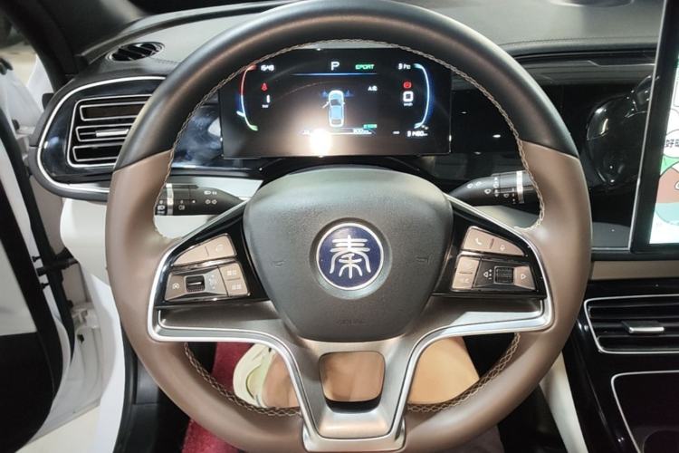 Used BYD Qin PLUS 2023 Champion Edition EV 510KM Leading Model Steering Wheel